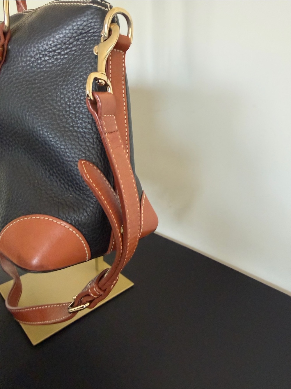Dooney & Bourke Black Pebbled Leather Cognac Satchel Shoulder Bag - Picture 11 of 13